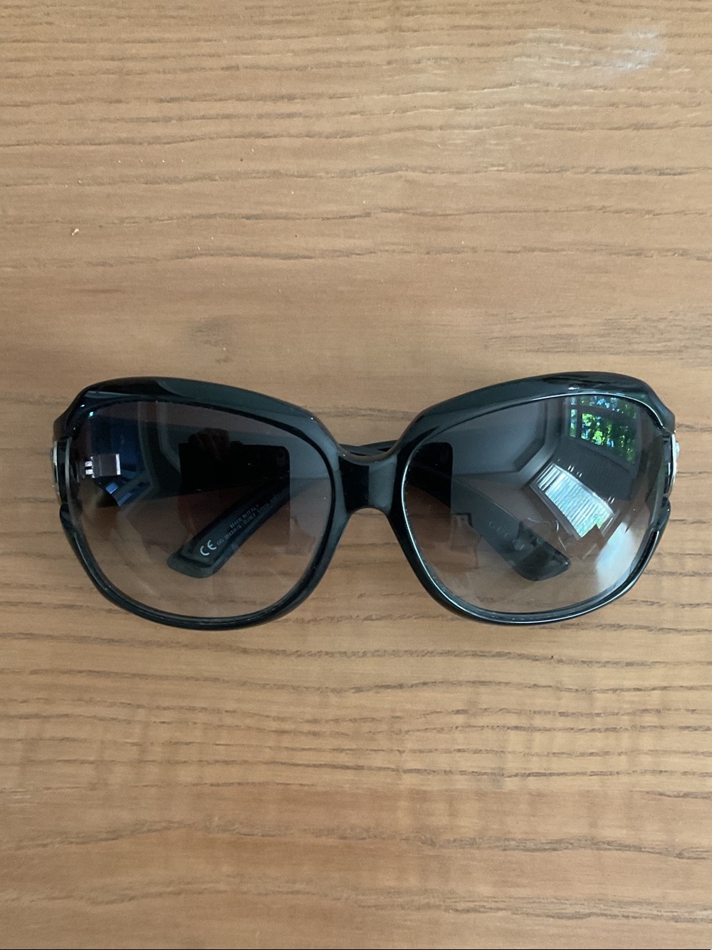 Gucci Black Oversized Sunglasses w/ Case & Cloth Italy